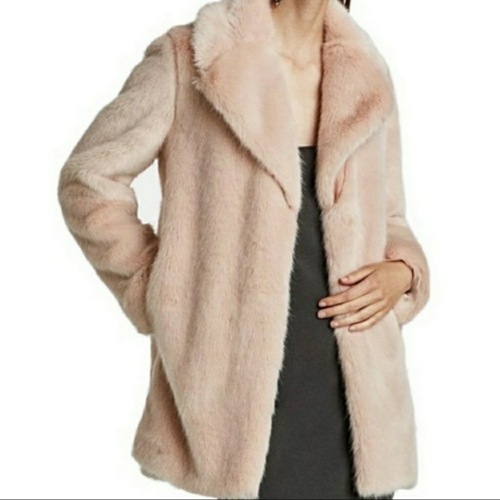 《ZARA》Woman Outerwear Pink Faux Fur Coat